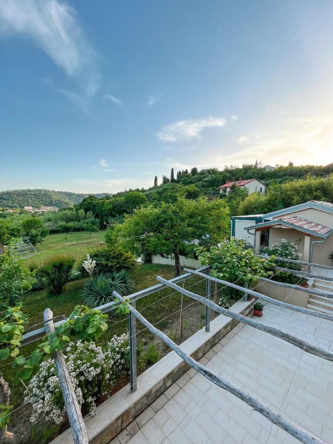 Luna Di Rose Apartment Portoroz Bagian luar foto